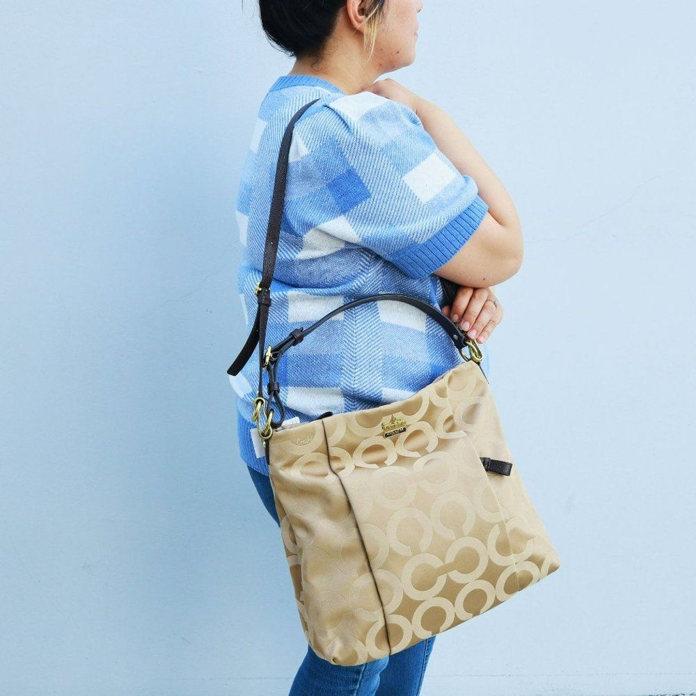 NWT Coach Signature Hobo Shoulder Bag Khaki